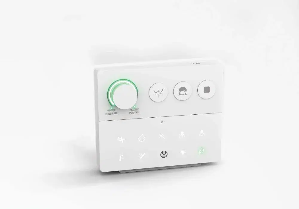 SIMPLE REMOTE CONTROL: The intuitively designed remote control makes it easy to activate the main cleaning functions using the three main buttons. The preferred water pressure and nozzle position are easily selected using the setting wheel.